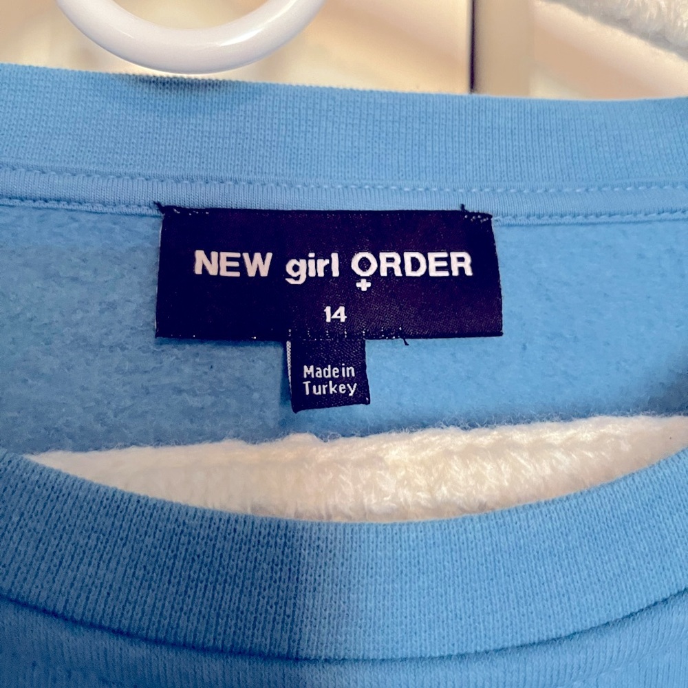 Blue oversized pullover - Picture 2 of 3